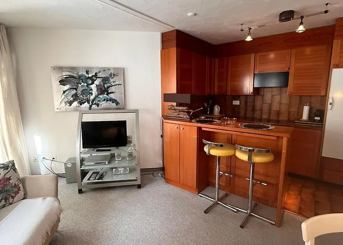 Retreat In The Center Of